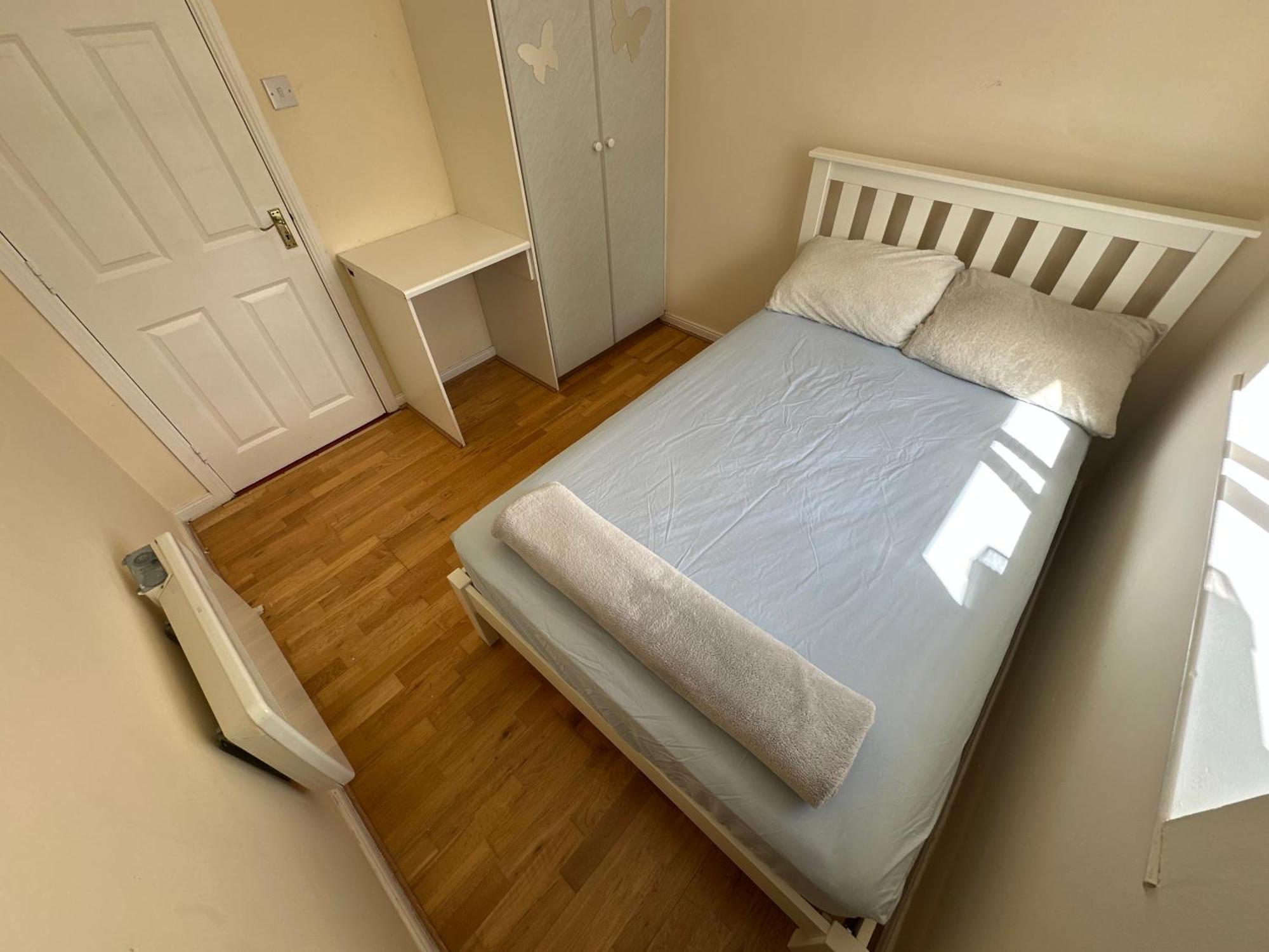 Roseville Courts Newbridge  Bagian luar foto